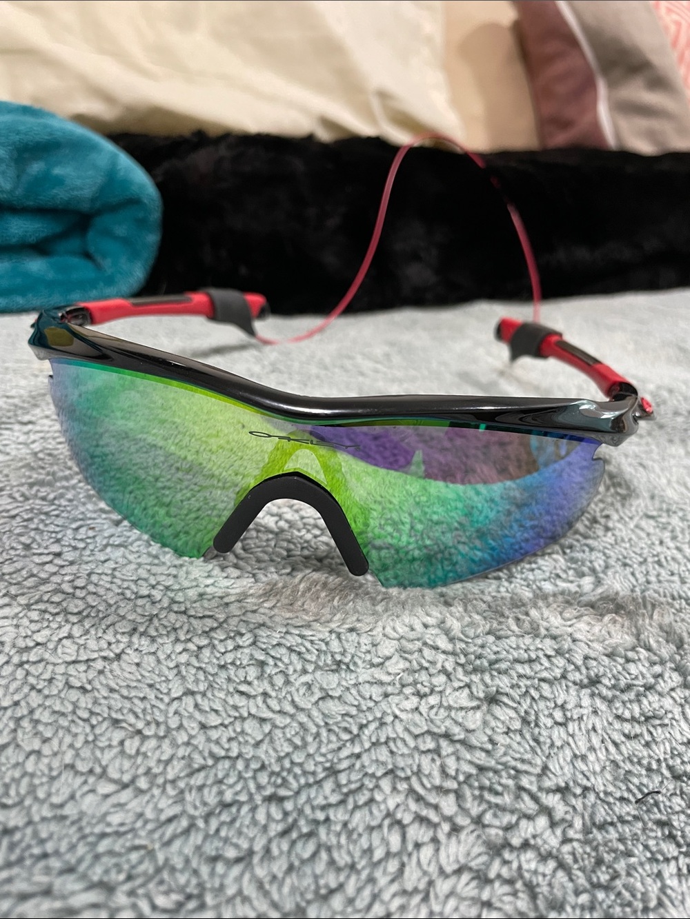 Oakley Shield Sunglasses with Iridescent Green-Blue Lens